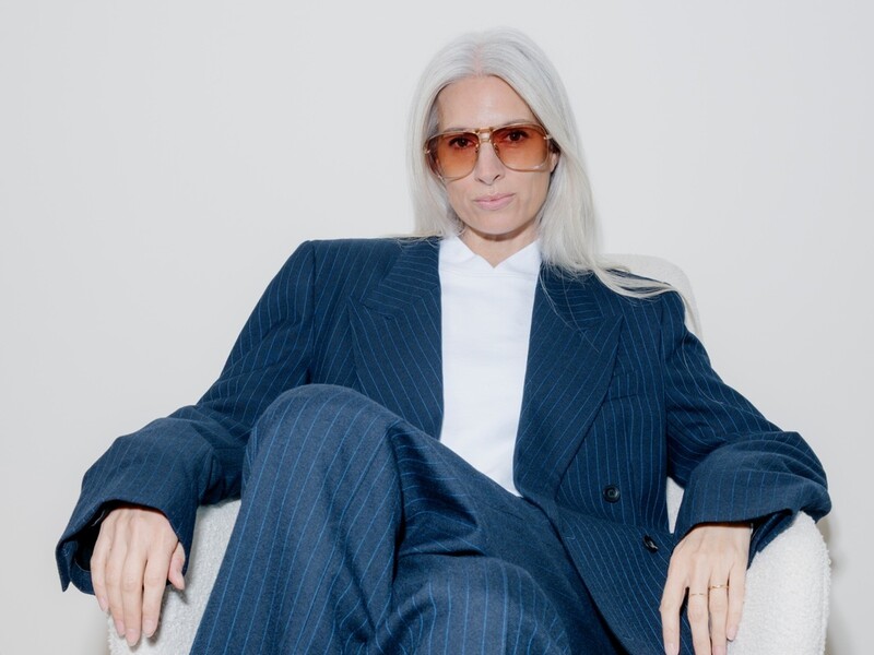 Linda Farrow presenteert Iconic Collection